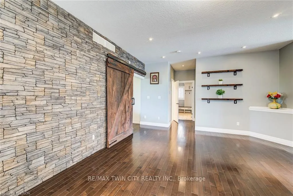 Photo 11 of 78 Dolman Street, Woolwich, Breslau — HOMEH