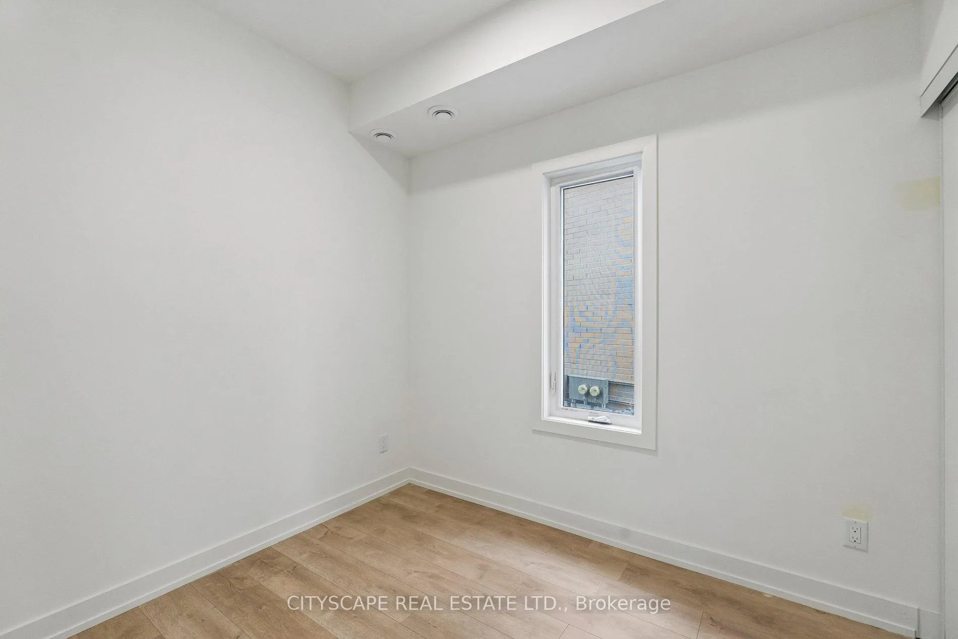 Photo 15 of Unit 201B, 16 Melbourne Avenue, St. Catharines, E. Chester — HOMEH