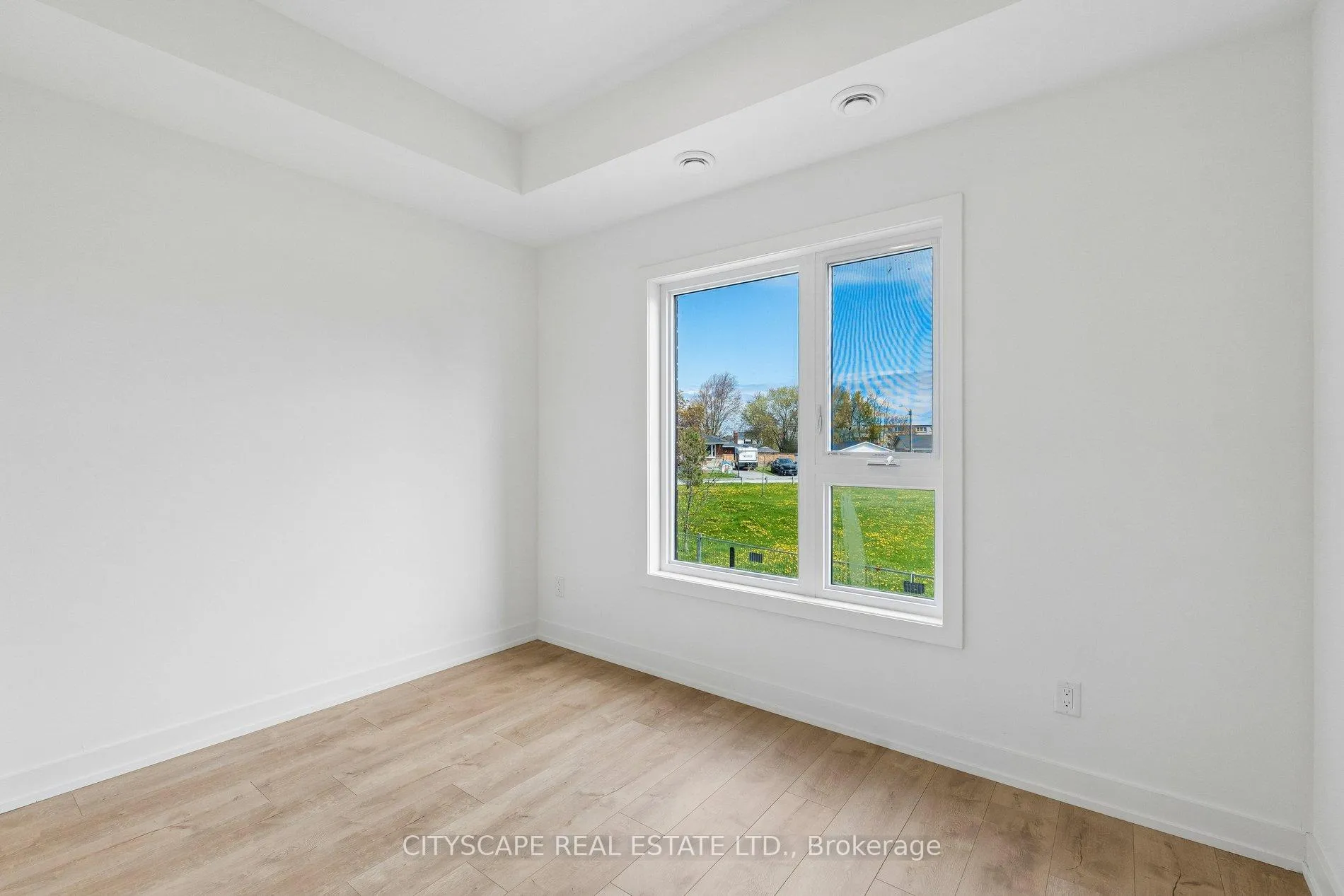 Photo 17 of Unit 201B, 16 Melbourne Avenue, St. Catharines, E. Chester — HOMEH