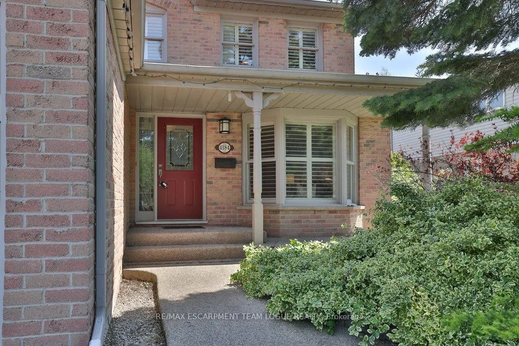 Photo 2 of 4184 Millcroft Park Drive, Burlington, Rose — HOMEH
