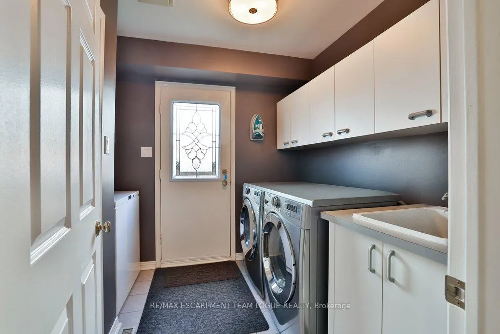 Photo 17 of 4184 Millcroft Park Drive, Burlington, Rose — HOMEH
