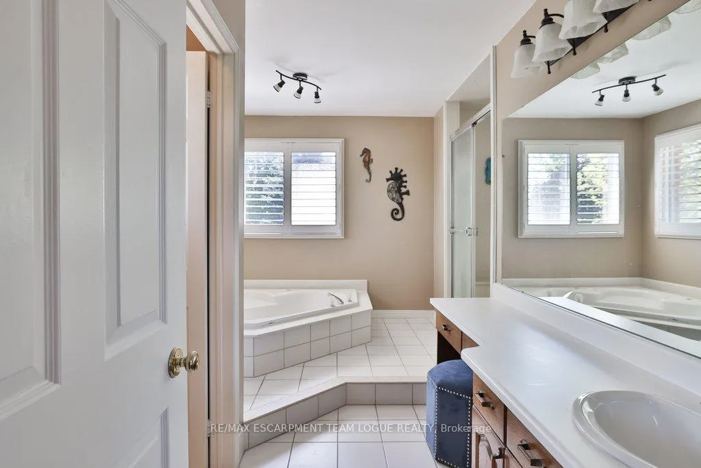 Photo 23 of 4184 Millcroft Park Drive, Burlington, Rose — HOMEH