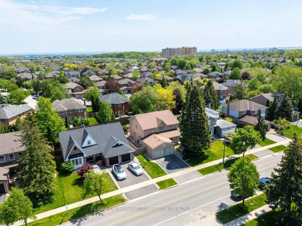 Photo 45 of 4184 Millcroft Park Drive, Burlington, Rose — HOMEH