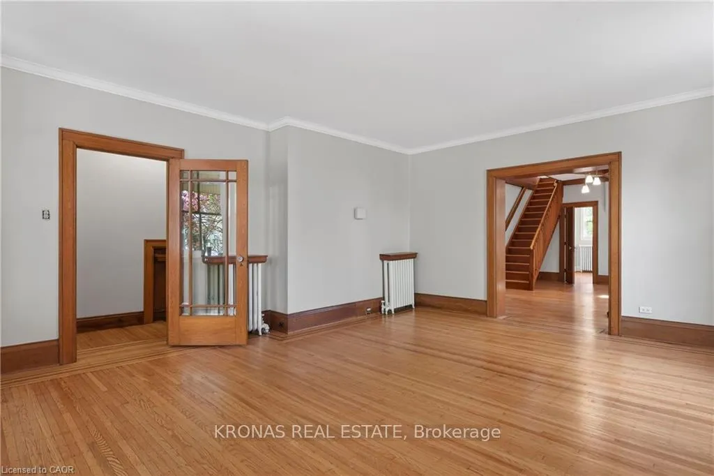 Photo 4 of 307 King Street W, Hamilton, Dundas — HOMEH