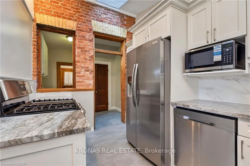 Photo 8 of 307 King Street W, Hamilton, Dundas — HOMEH