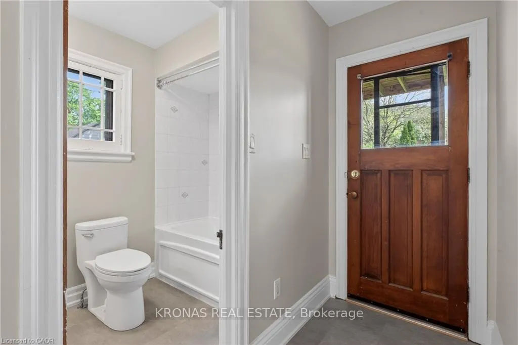 Photo 13 of 307 King Street W, Hamilton, Dundas — HOMEH