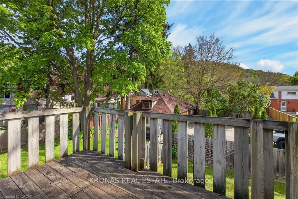 Photo 20 of 307 King Street W, Hamilton, Dundas — HOMEH