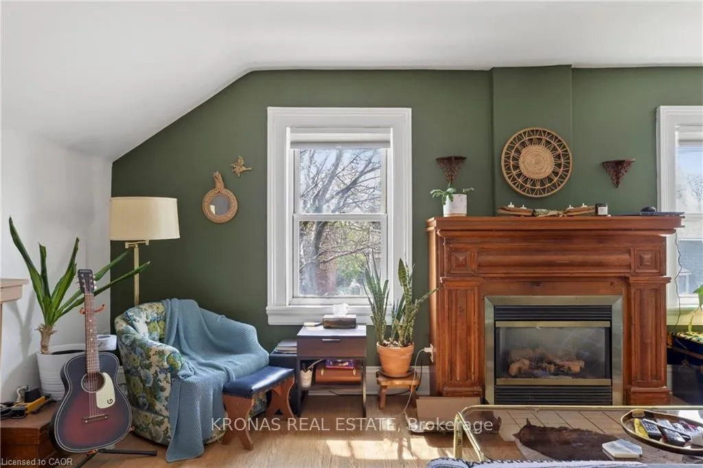 Photo 27 of 307 King Street W, Hamilton, Dundas — HOMEH