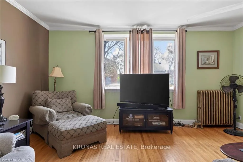 Photo 37 of 307 King Street W, Hamilton, Dundas — HOMEH