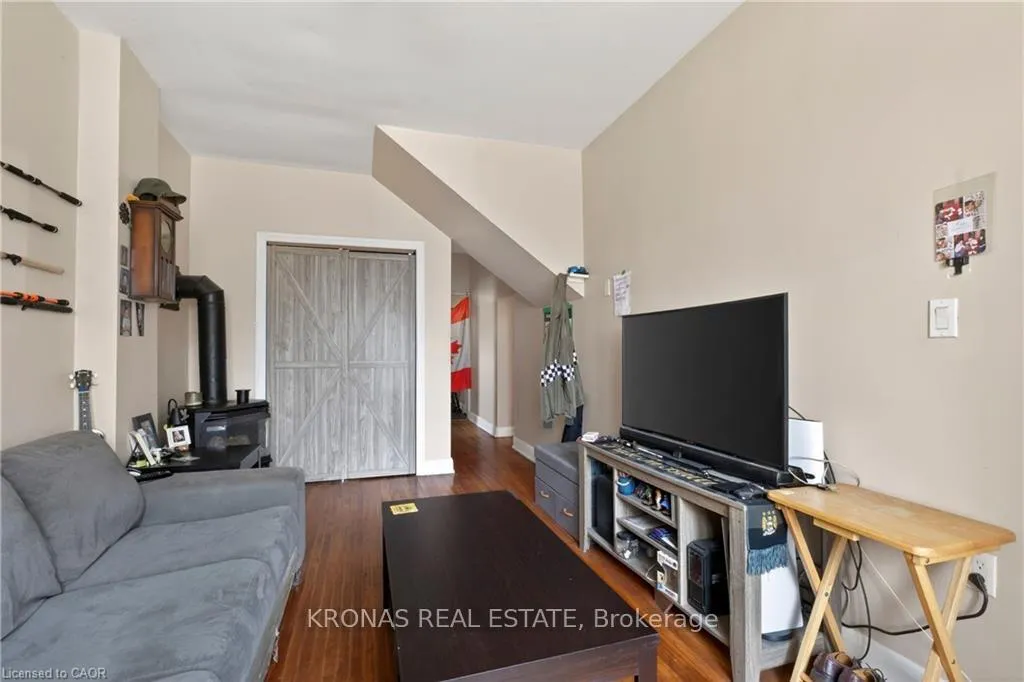 Photo 43 of 307 King Street W, Hamilton, Dundas — HOMEH