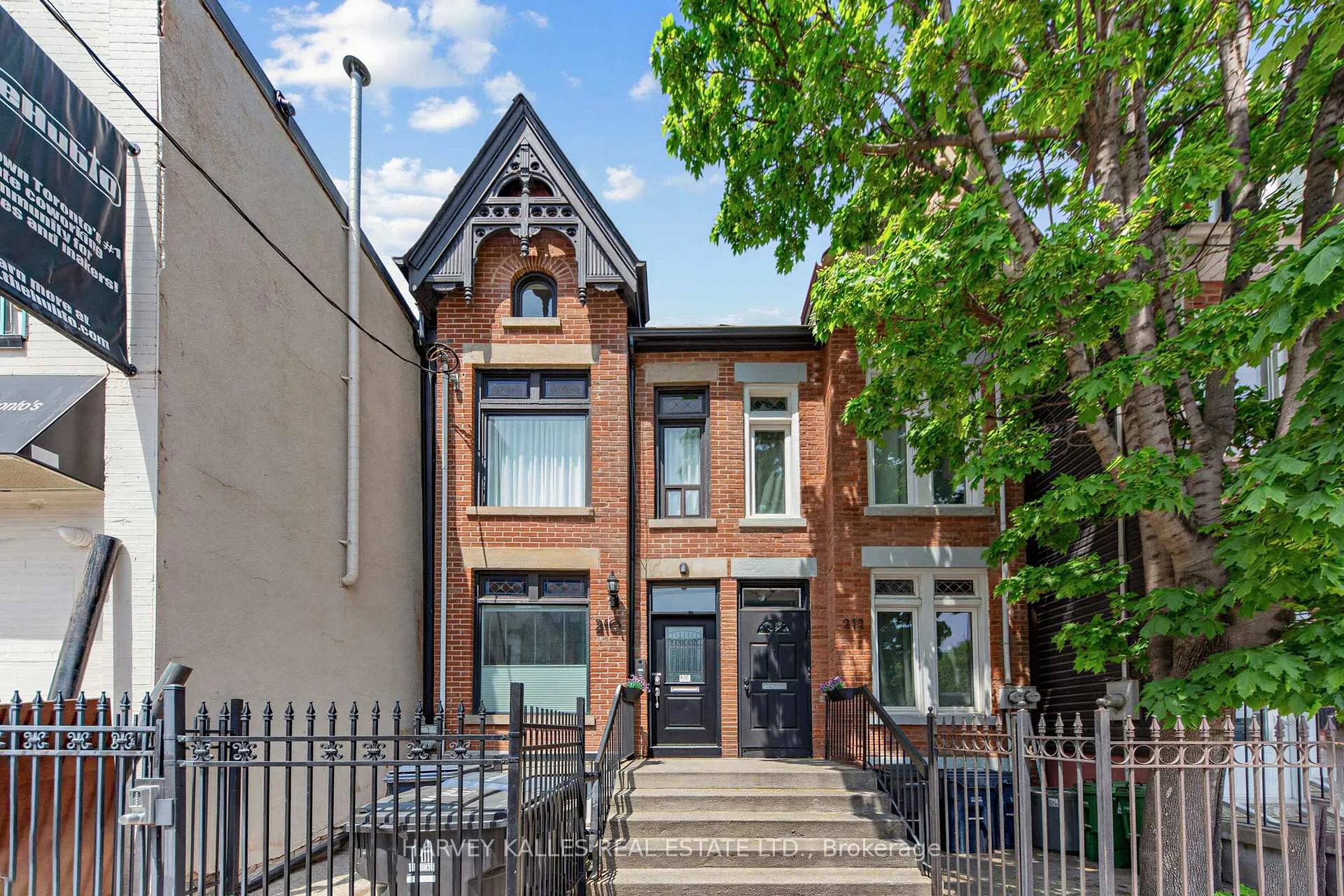 Photo 1 of 210 Gerrard Street E, Toronto, Moss Park — HOMEH