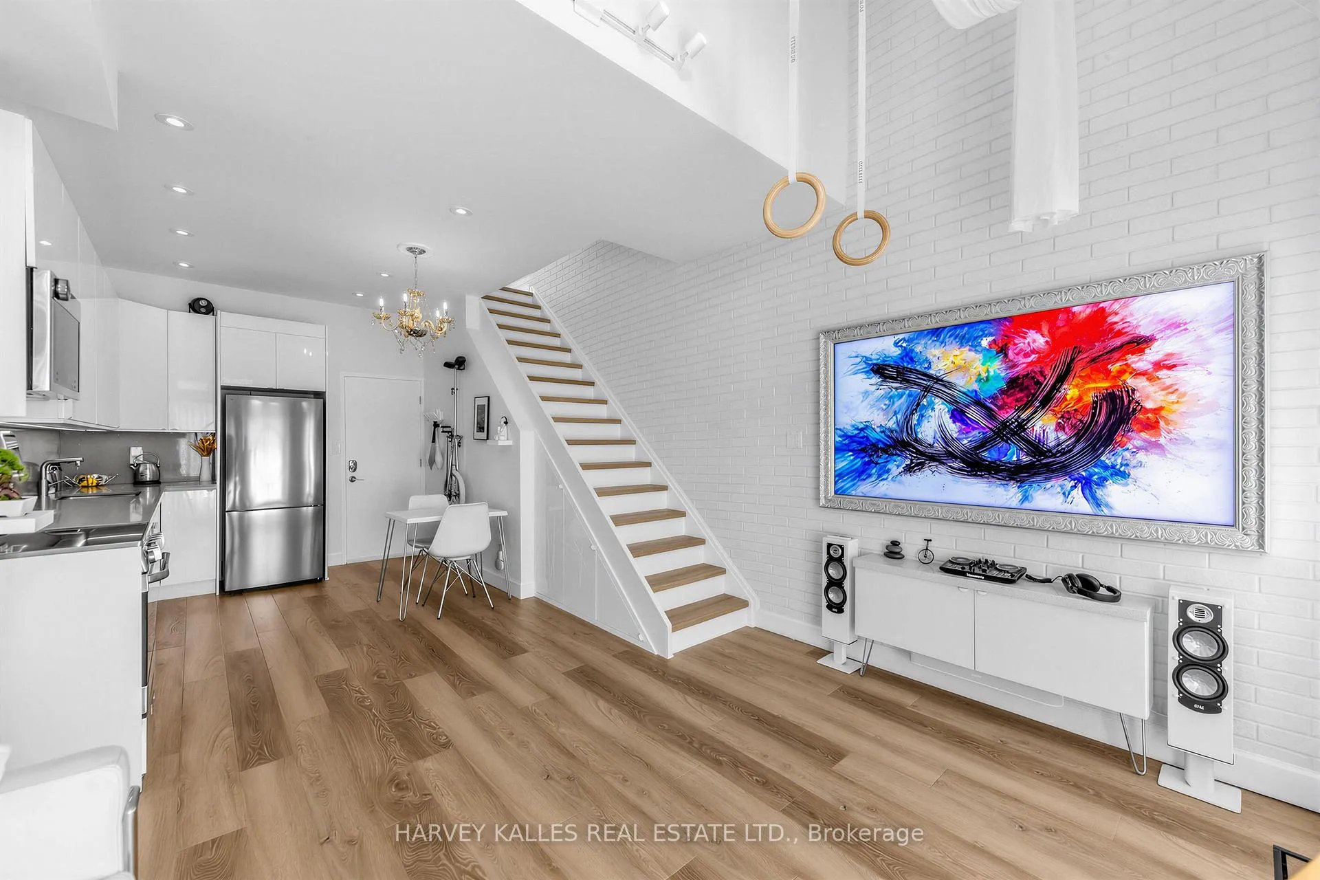 Photo 7 of 210 Gerrard Street E, Toronto, Moss Park — HOMEH