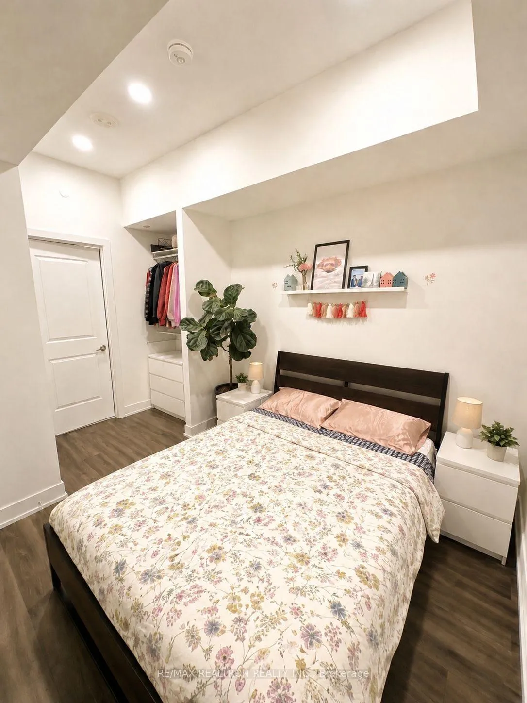 Photo 7 of Unit B615, 410 Dufferin Street, Toronto, Little Portugal — HOMEH