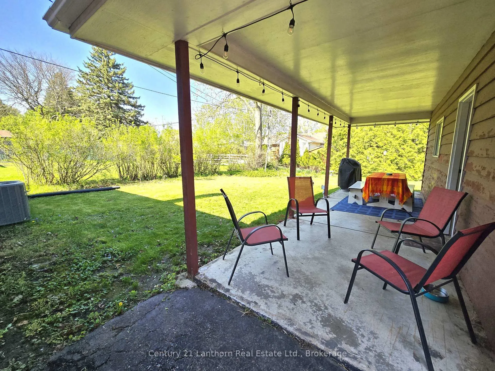 Photo 9 of 15 Melrose Crescent, Belleville, Belleville Ward — HOMEH