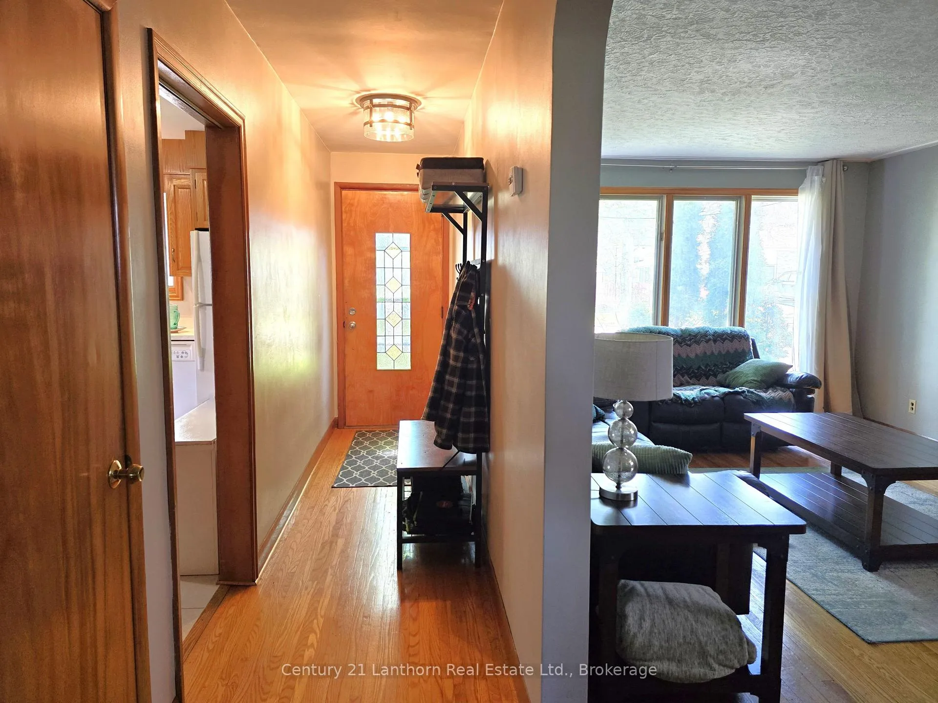Photo 17 of 15 Melrose Crescent, Belleville, Belleville Ward — HOMEH