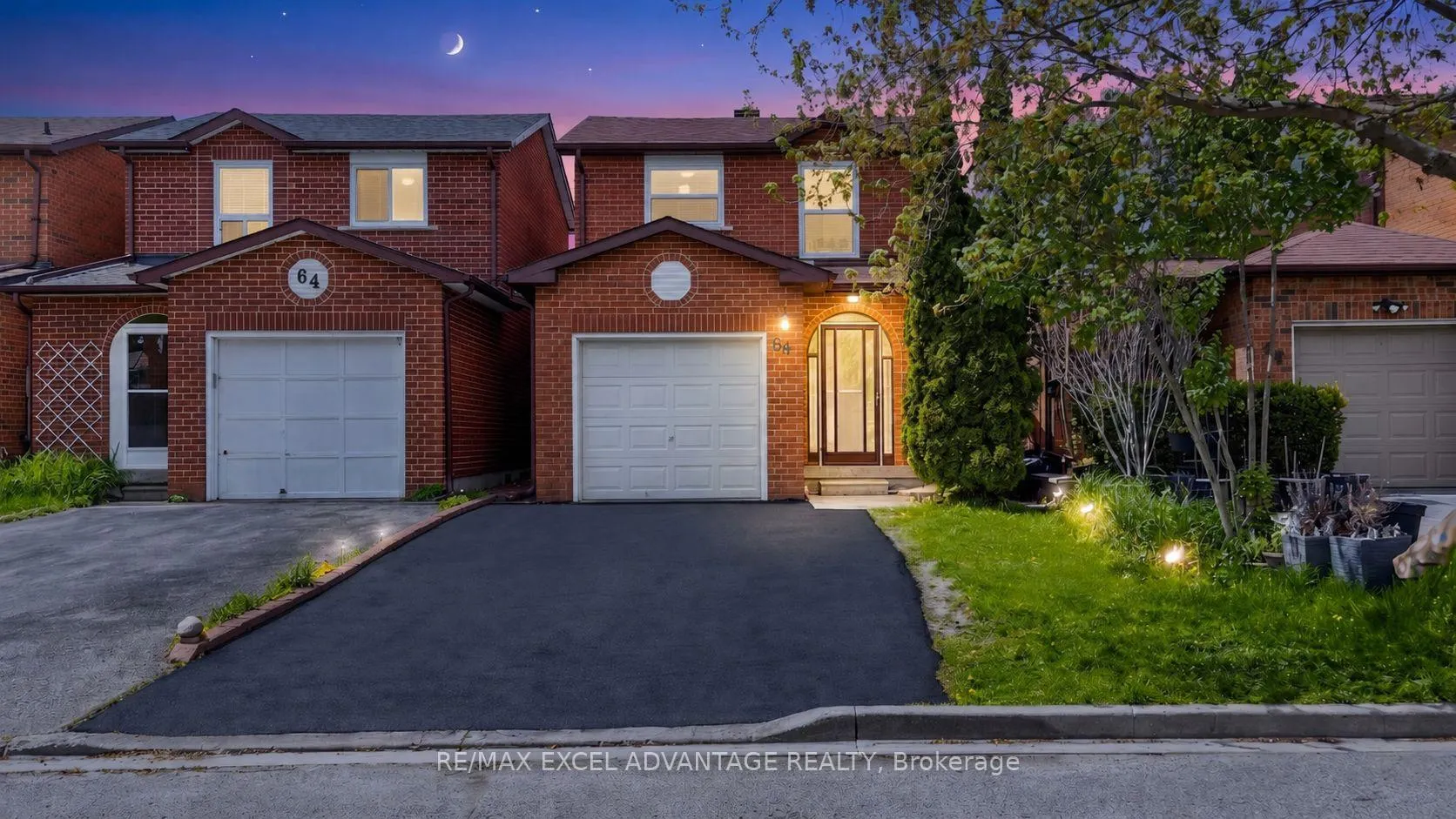 Photo 3 of 66 Dunbar Crescent, Markham, Milliken Mills East — HOMEH