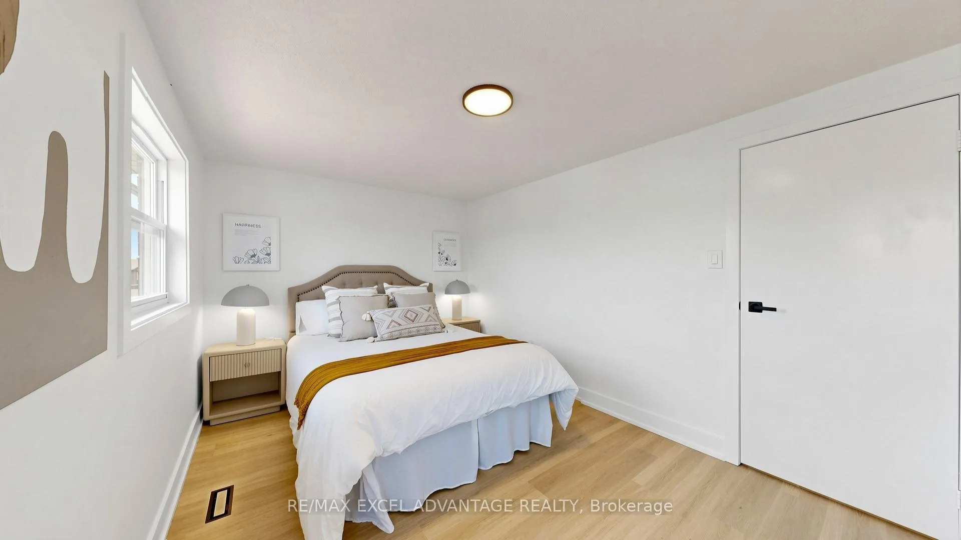 Photo 17 of 66 Dunbar Crescent, Markham, Milliken Mills East — HOMEH