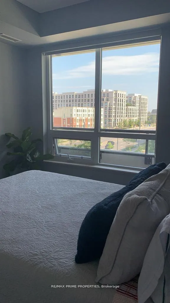 Photo 5 of Unit 523, 25 Water Walk Drive, Markham, Unionville — HOMEH
