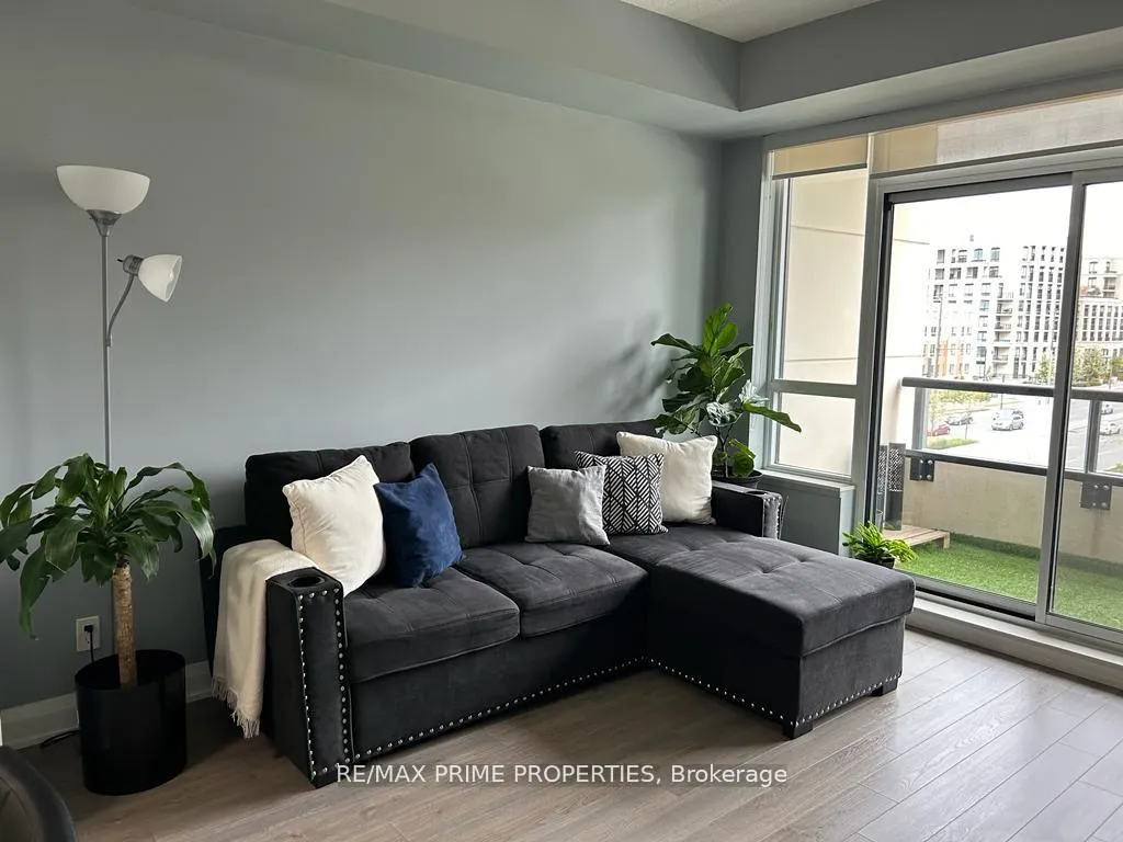 Photo 8 of Unit 523, 25 Water Walk Drive, Markham, Unionville — HOMEH