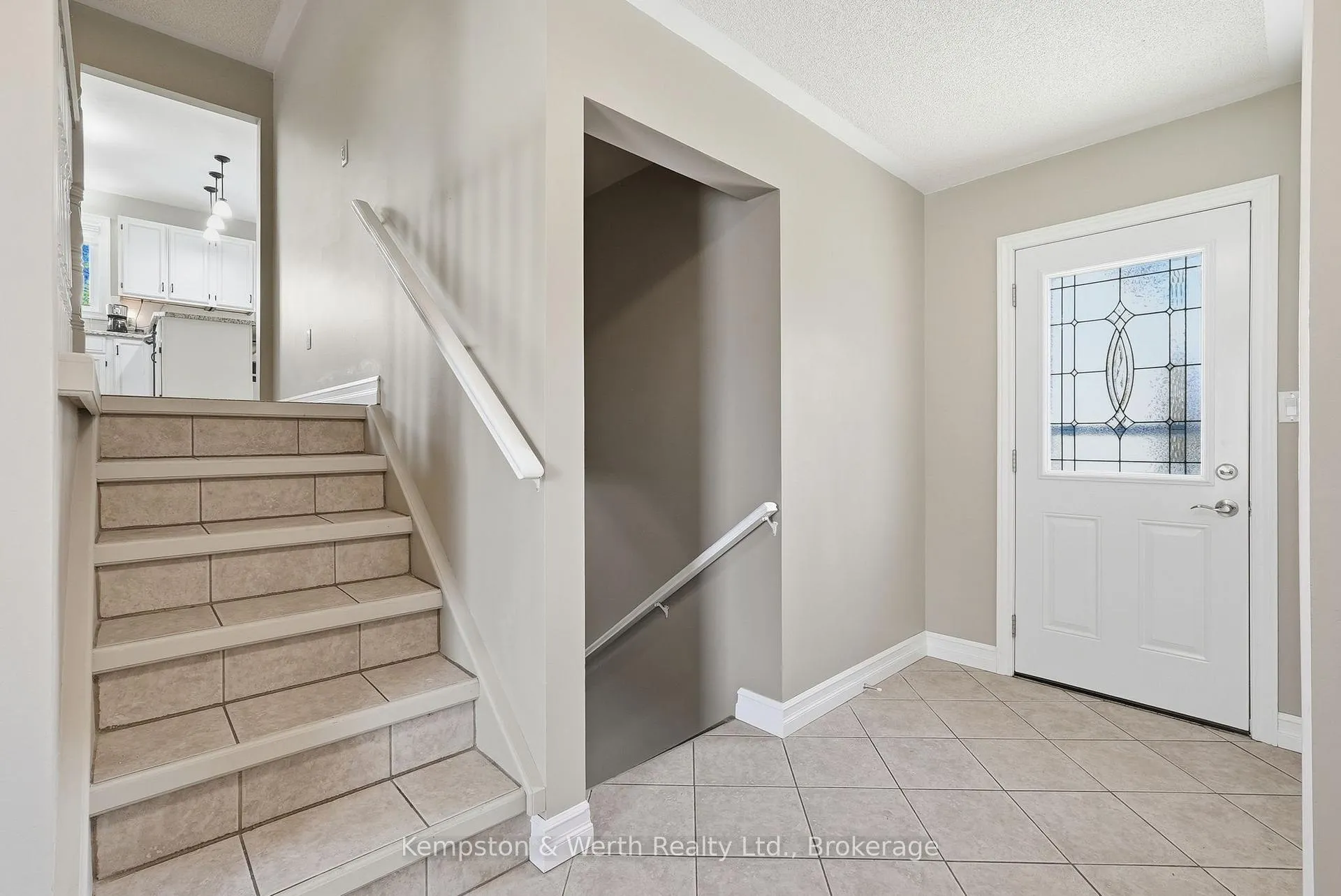Photo 4 of 24 Jordan Drive, North Huron, East Wawanosh — HOMEH