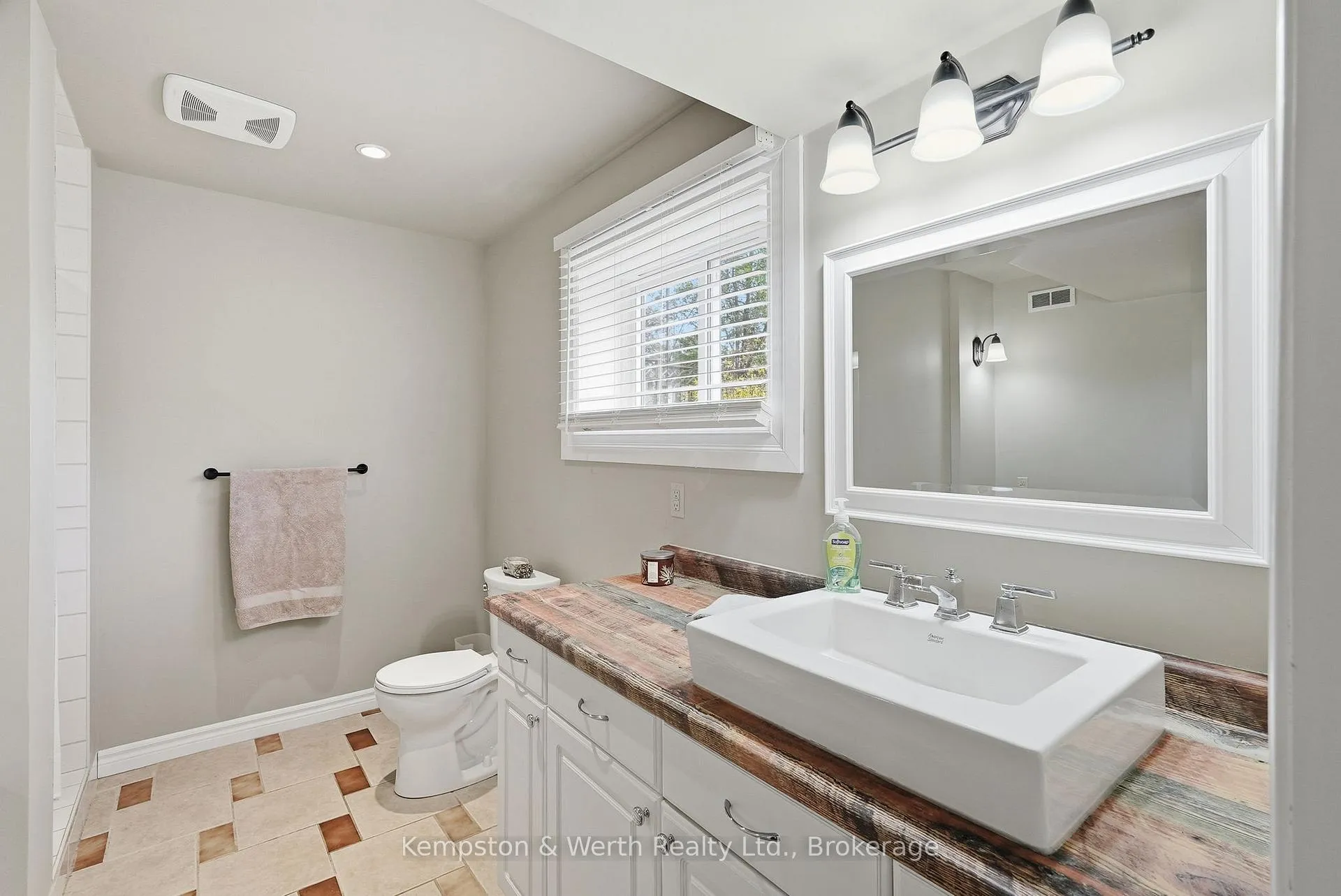 Photo 31 of 24 Jordan Drive, North Huron, East Wawanosh — HOMEH