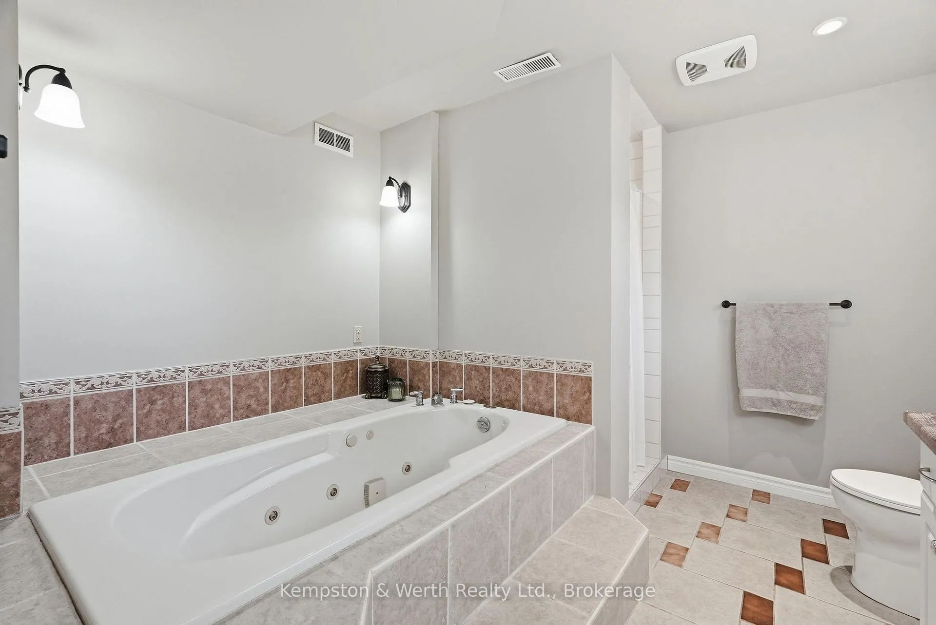 Photo 32 of 24 Jordan Drive, North Huron, East Wawanosh — HOMEH