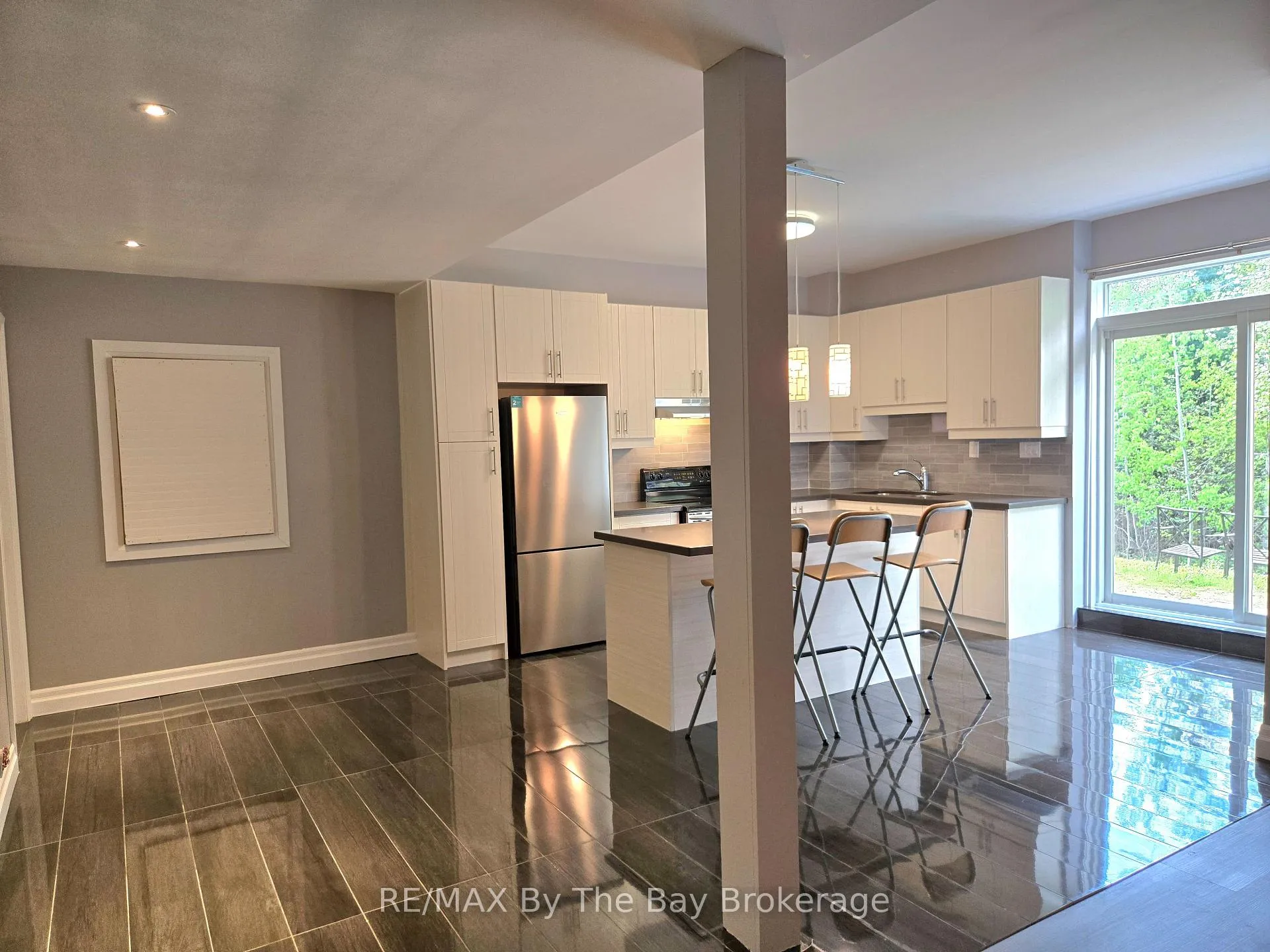 Photo 7 of Unit # Lower, 93 Allegra Drive, Wasaga Beach — HOMEH
