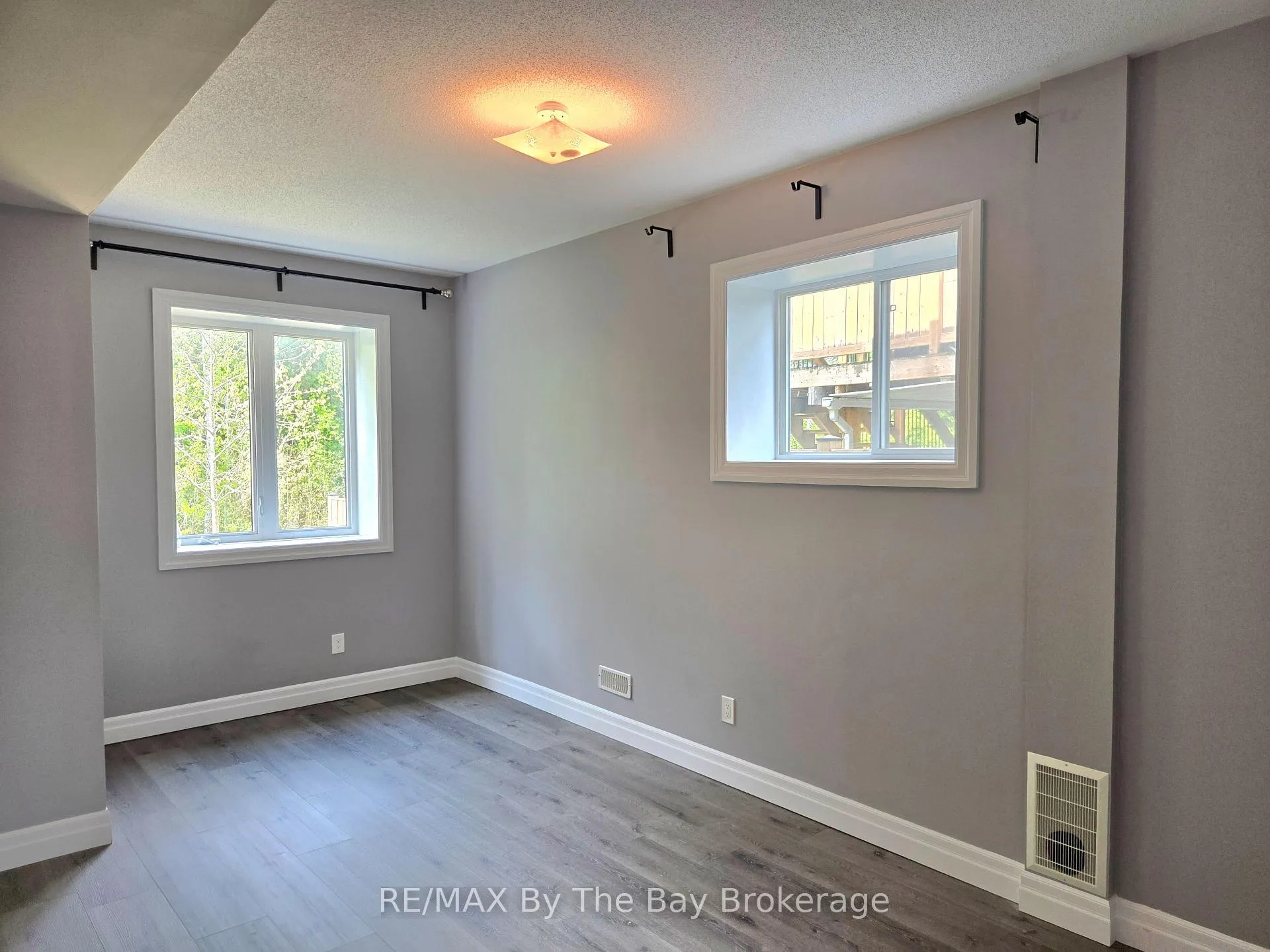 Photo 14 of Unit # Lower, 93 Allegra Drive, Wasaga Beach — HOMEH