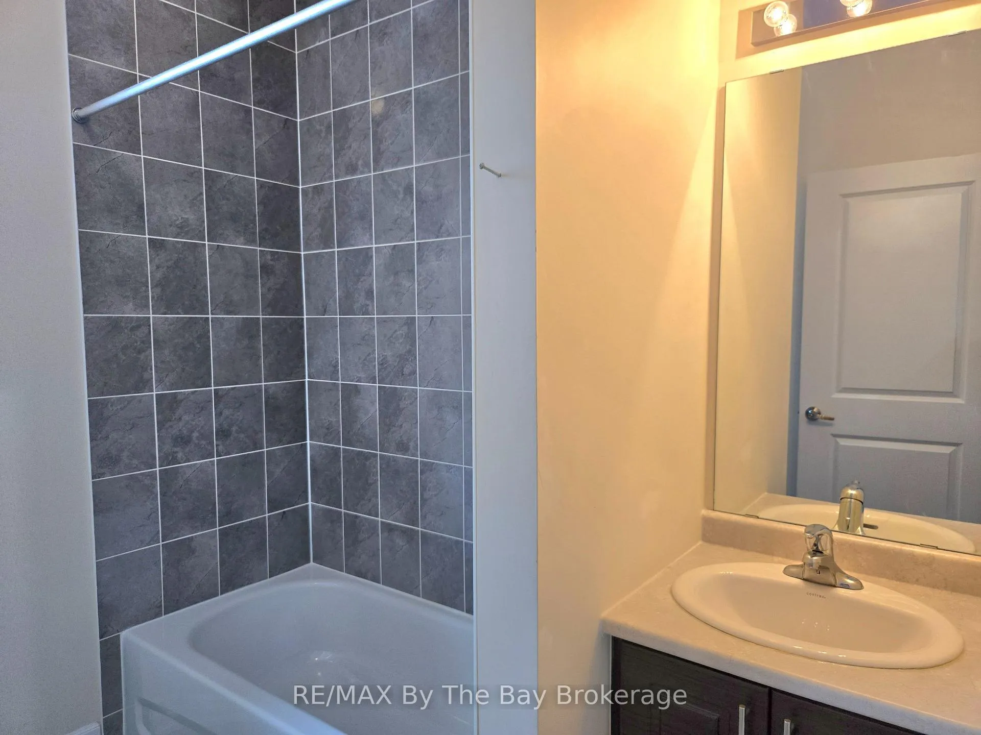 Photo 16 of Unit # Lower, 93 Allegra Drive, Wasaga Beach — HOMEH