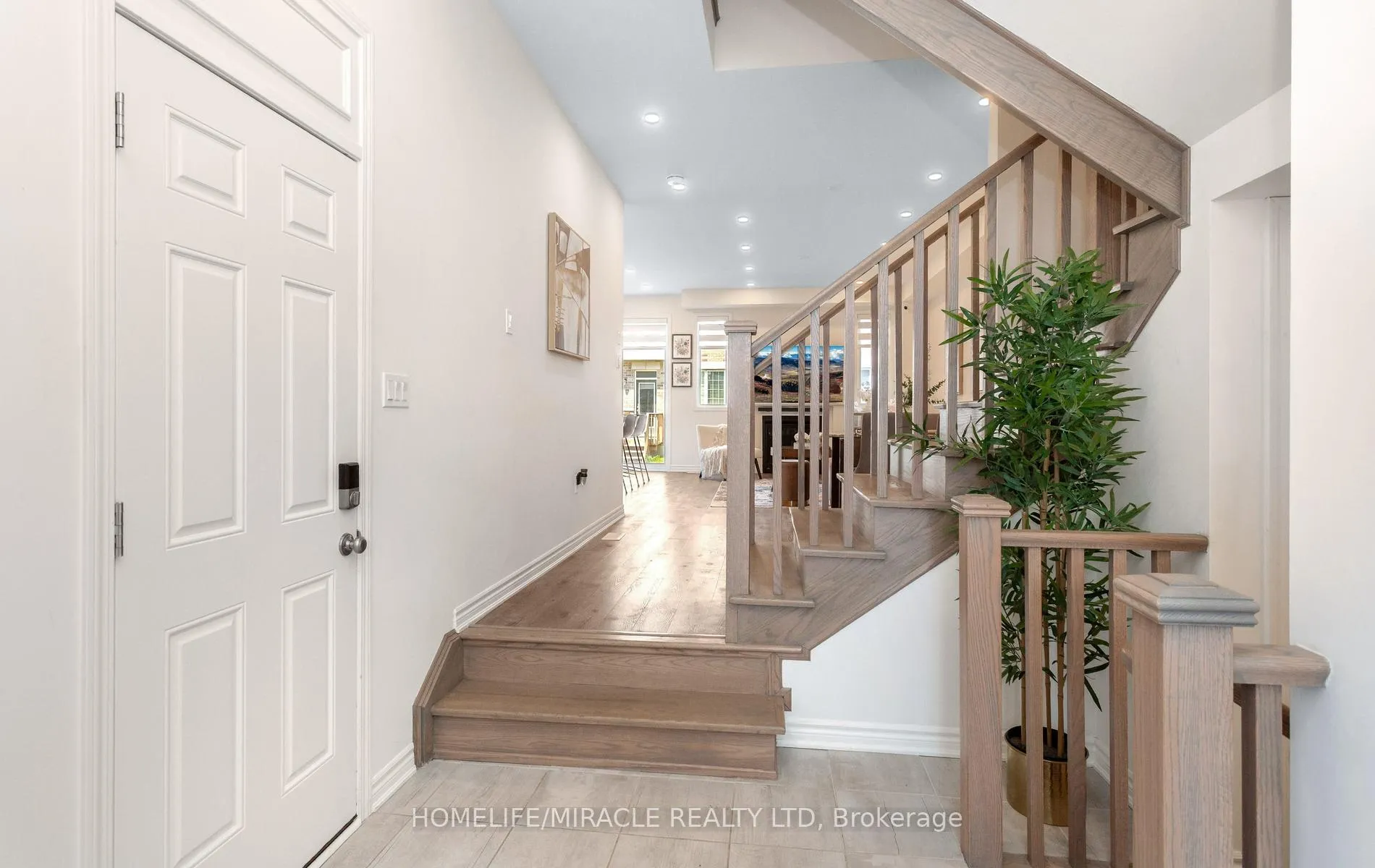 Photo 5 of 309 Starflower Place, Milton, Walker — HOMEH