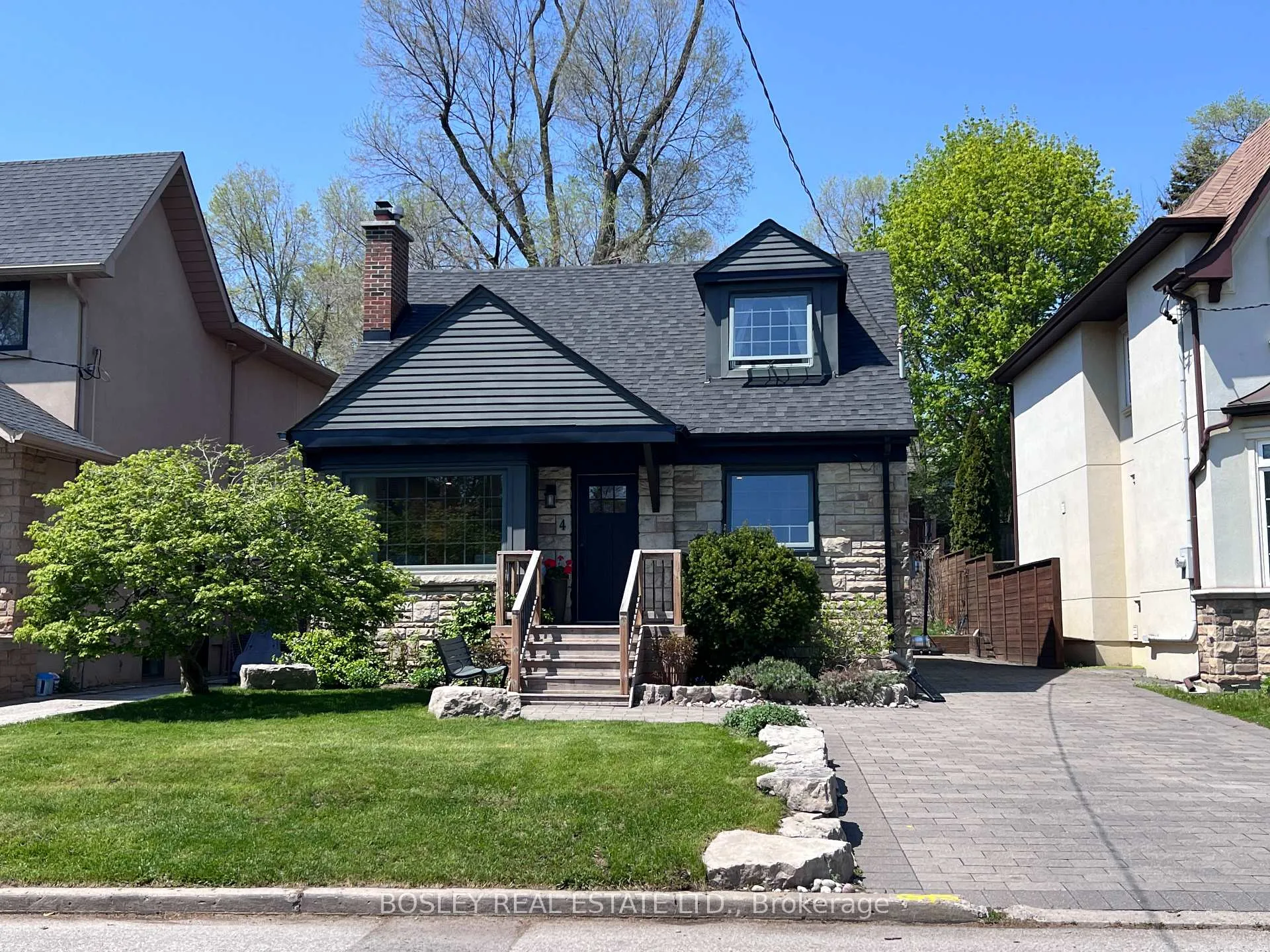 Photo 2 of 4 Anndale Road, Scarborough, Birchcliffe-Cliffside — HOMEH