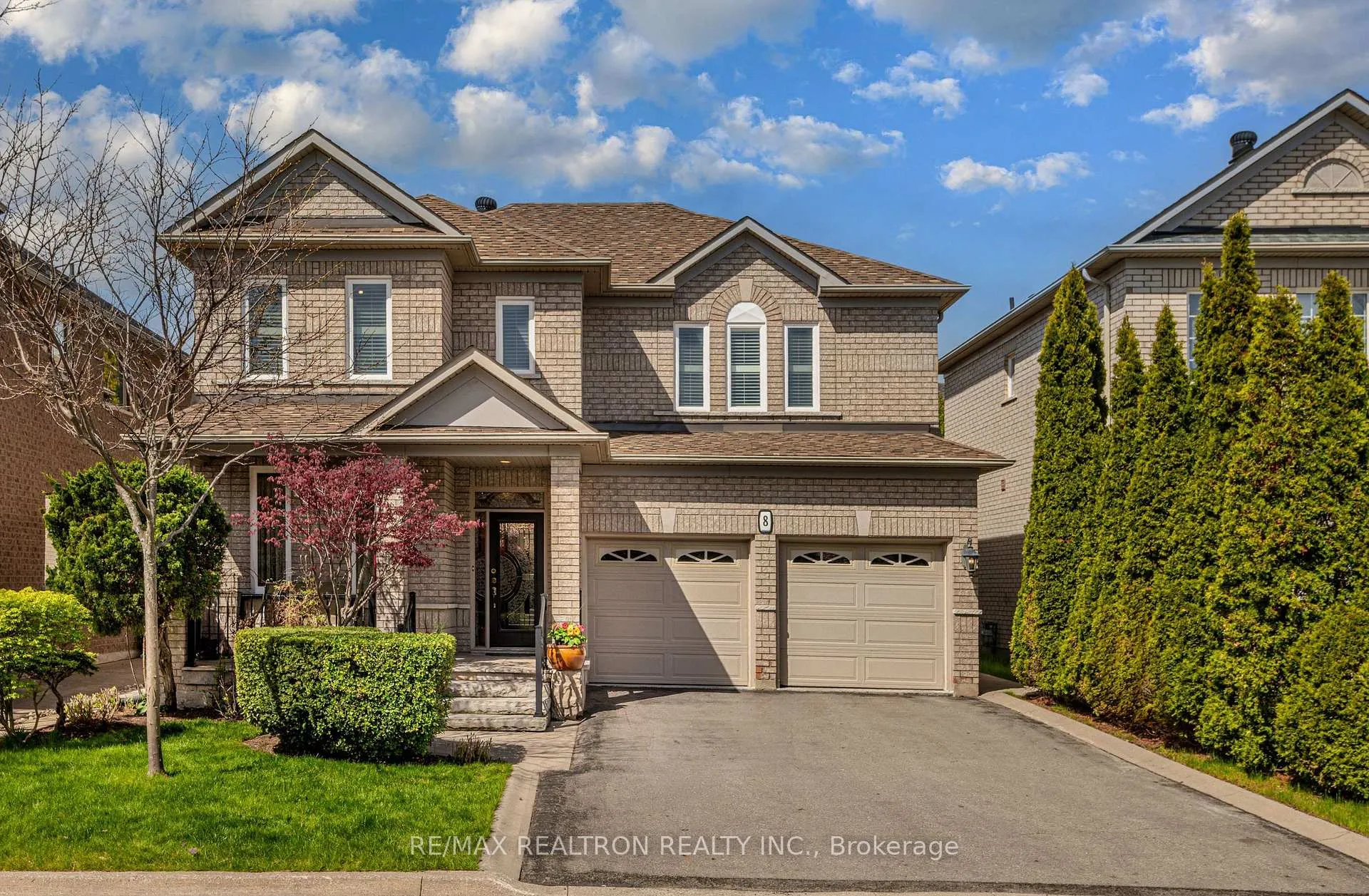 Photo 1 of 8 Forecastle Road, Vaughan, Patterson — HOMEH