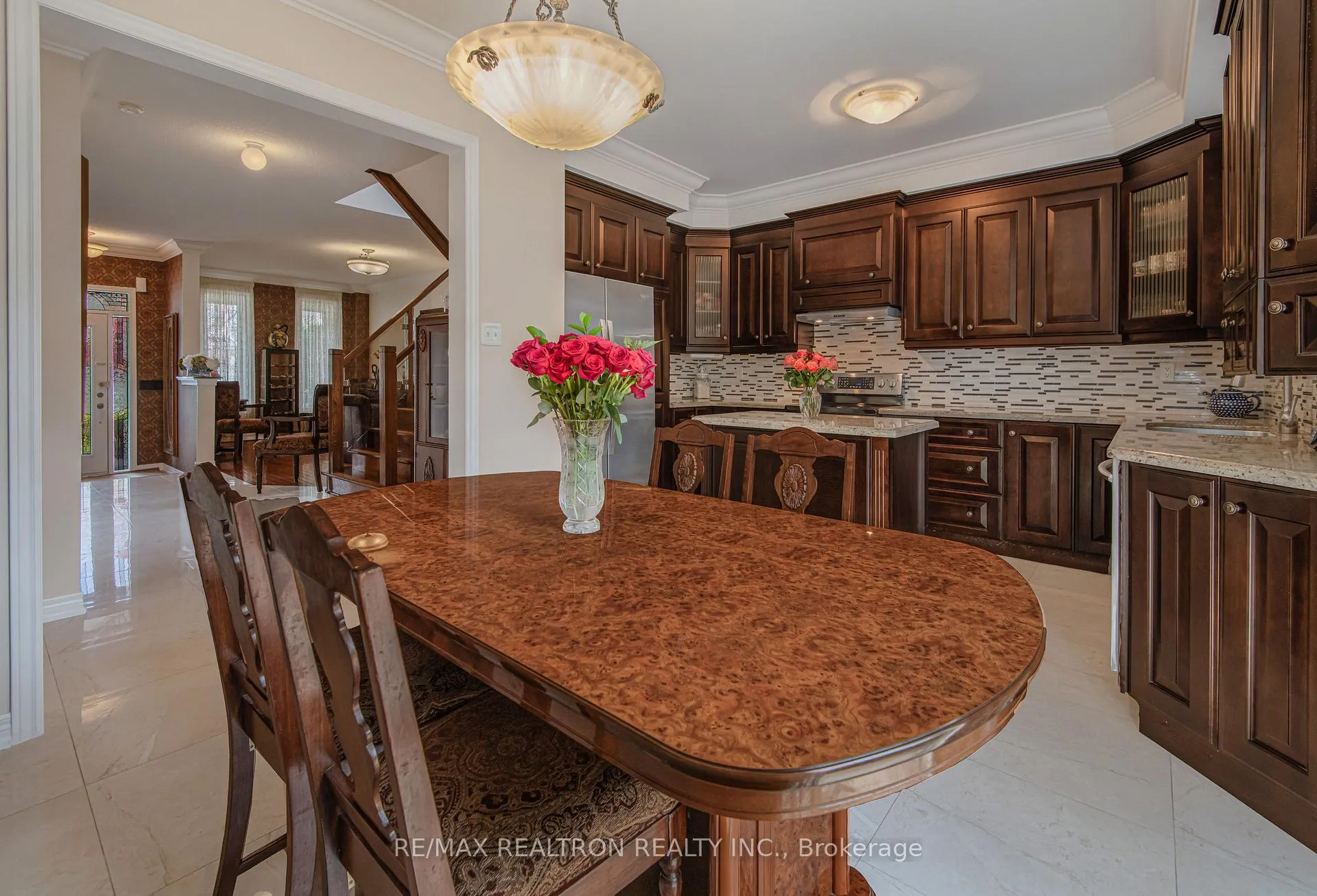 Photo 14 of 8 Forecastle Road, Vaughan, Patterson — HOMEH