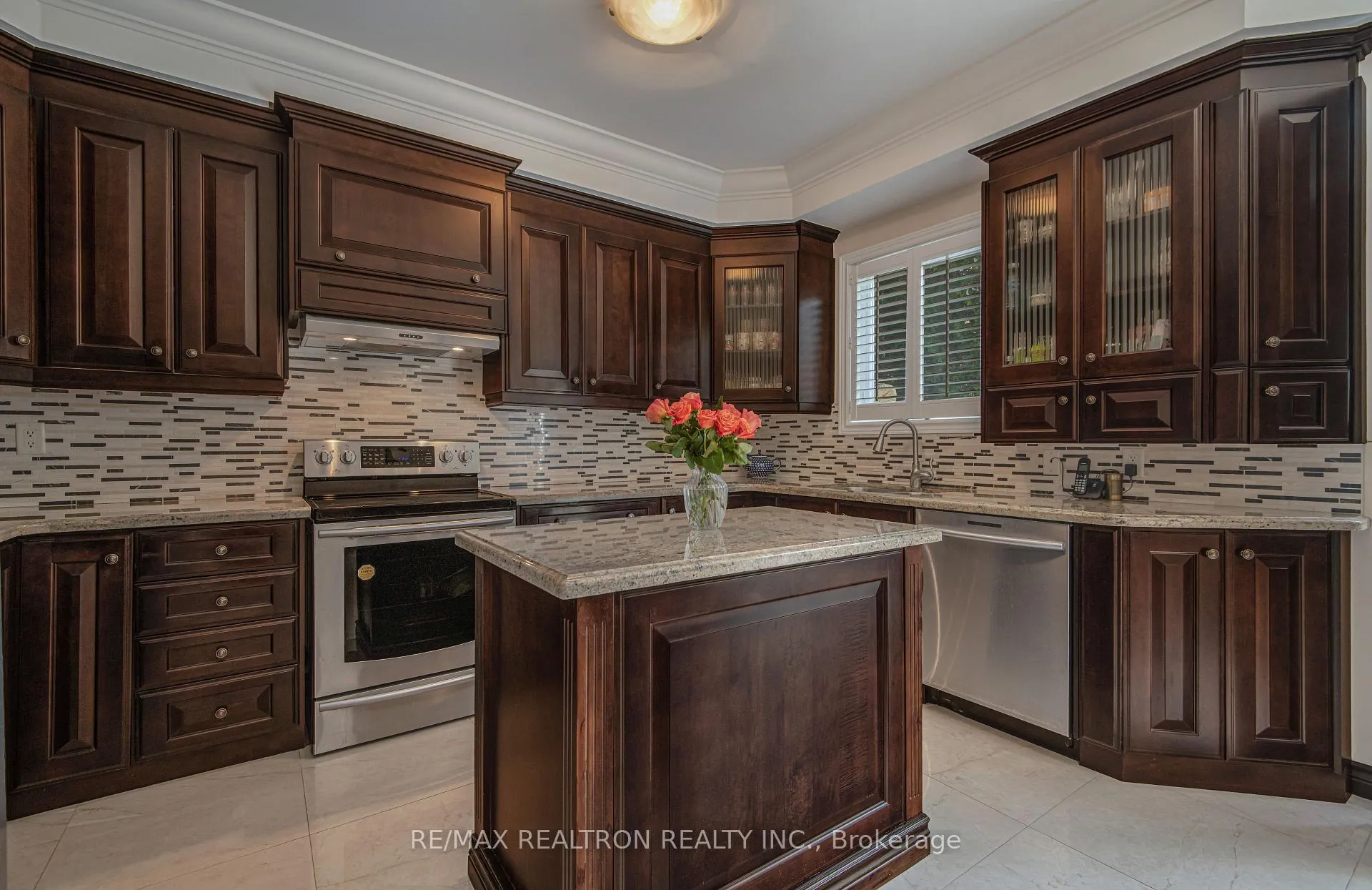Photo 15 of 8 Forecastle Road, Vaughan, Patterson — HOMEH