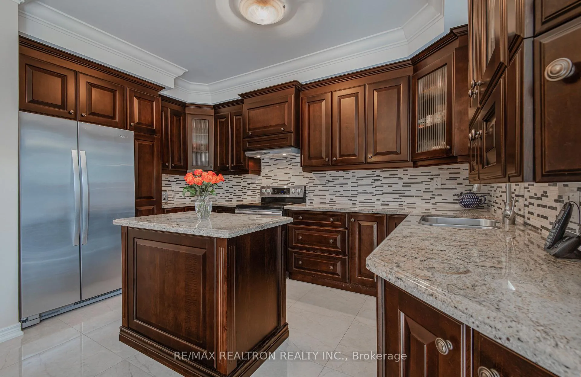 Photo 16 of 8 Forecastle Road, Vaughan, Patterson — HOMEH