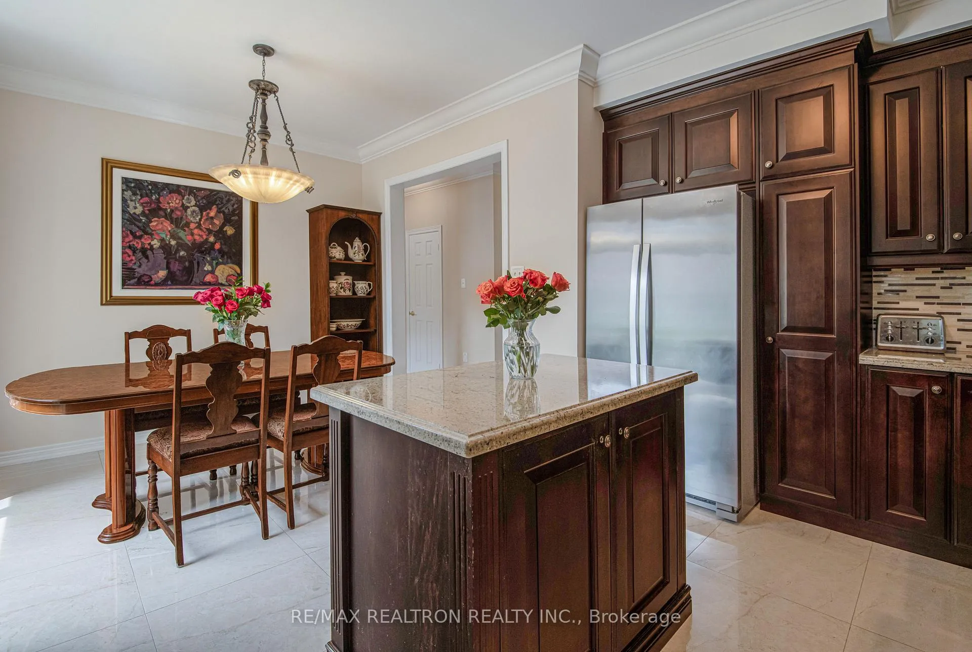 Photo 18 of 8 Forecastle Road, Vaughan, Patterson — HOMEH