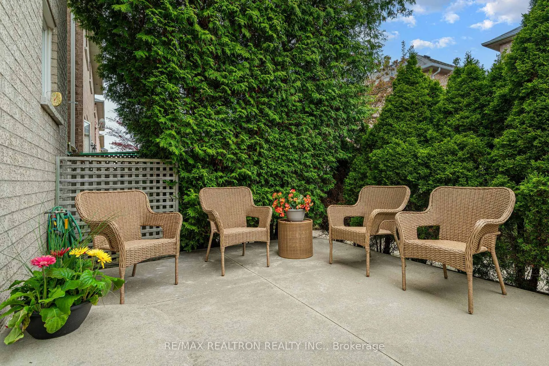 Photo 37 of 8 Forecastle Road, Vaughan, Patterson — HOMEH