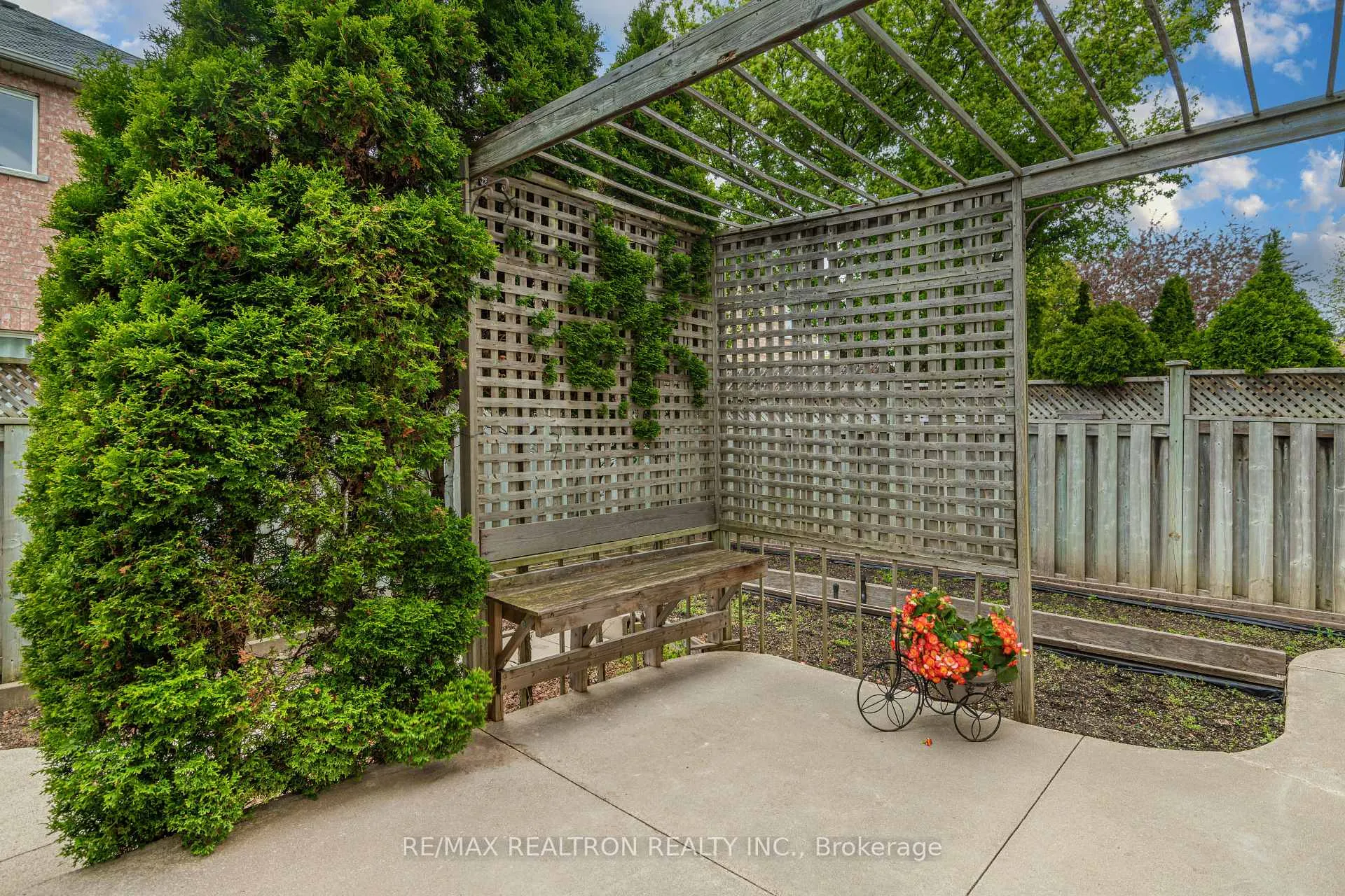 Photo 38 of 8 Forecastle Road, Vaughan, Patterson — HOMEH