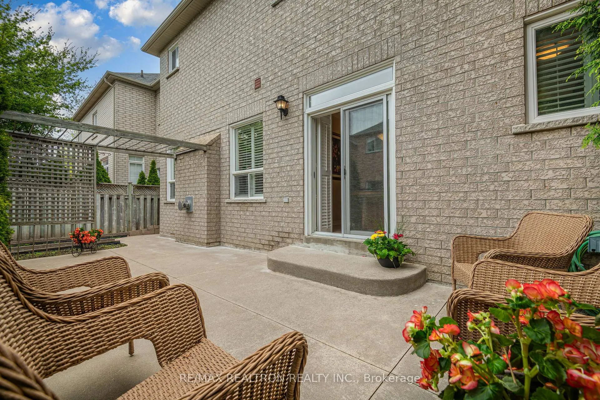 Photo 39 of 8 Forecastle Road, Vaughan, Patterson — HOMEH