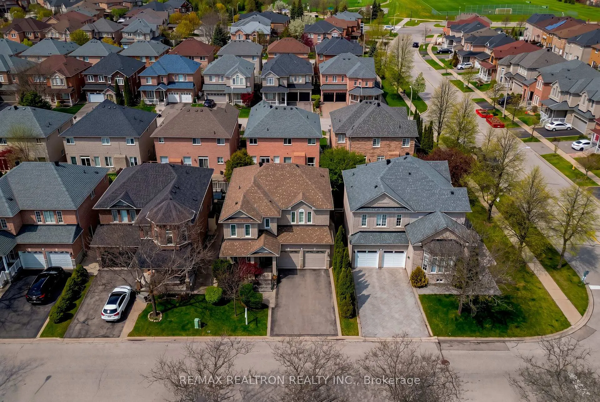 Photo 41 of 8 Forecastle Road, Vaughan, Patterson — HOMEH