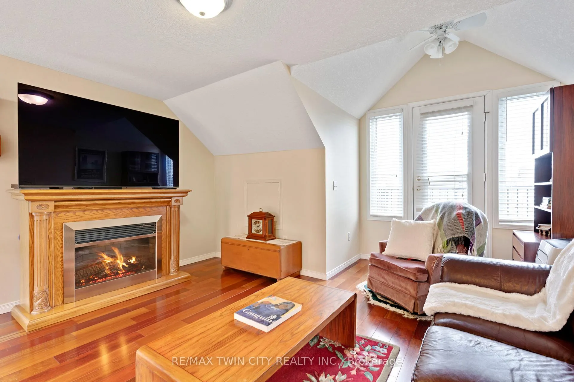 Photo 22 of 53 Grosvenor Lane, Cambridge, East Galt — HOMEH