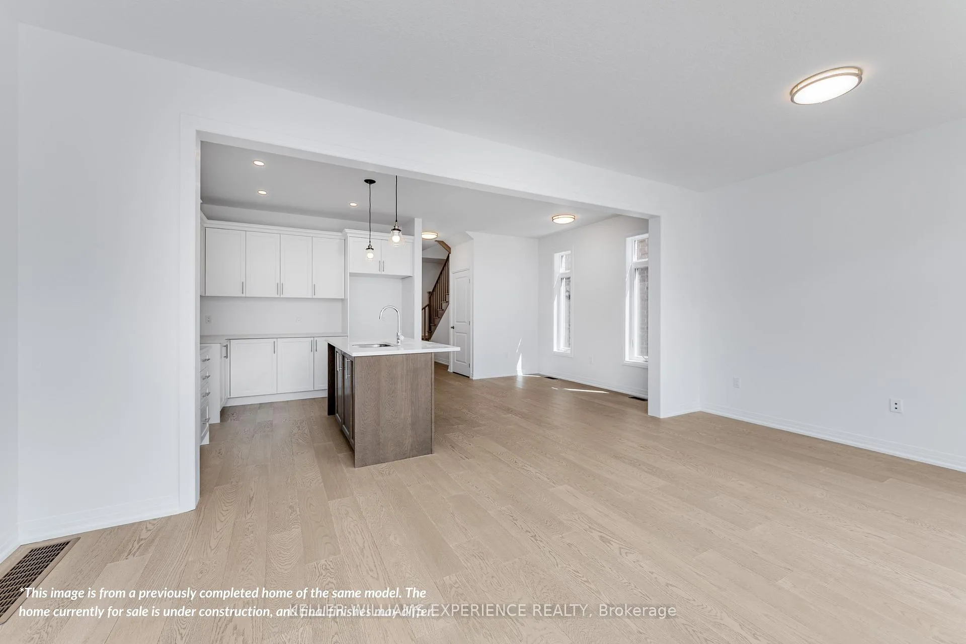 Photo 12 of 36 Sagewood Avenue, Barrie, Rural Barrie Southeast — HOMEH