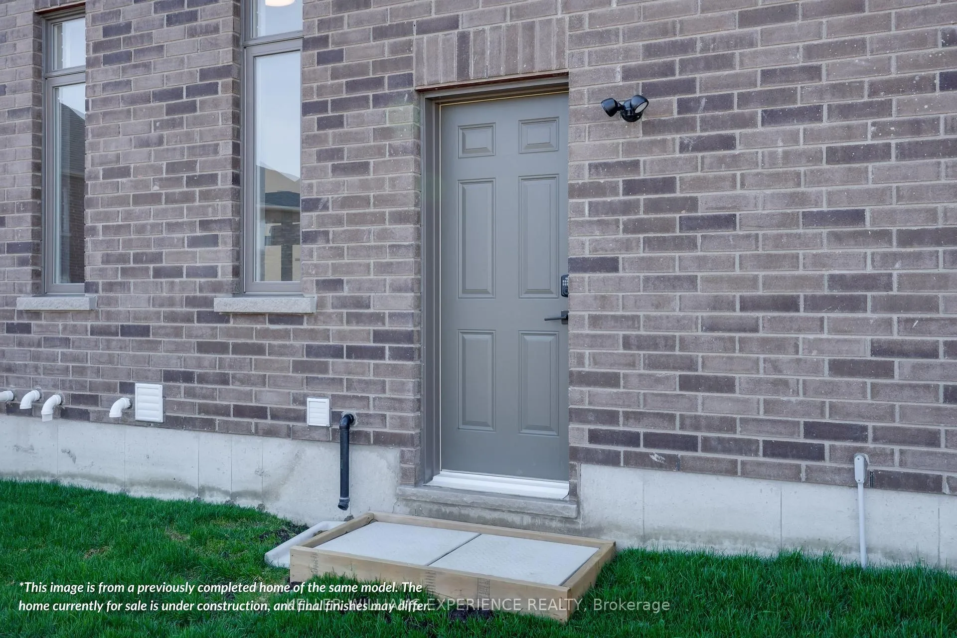 Photo 35 of 36 Sagewood Avenue, Barrie, Rural Barrie Southeast — HOMEH