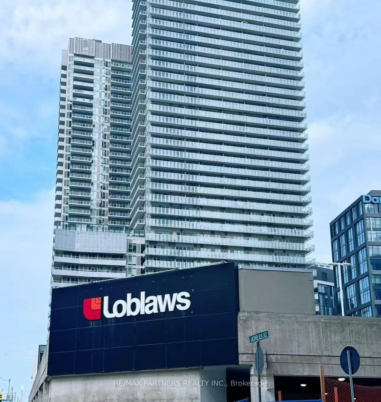 Photo 4 of Unit 5016, 55 Cooper Street W, Toronto, Waterfront Communities — HOMEH