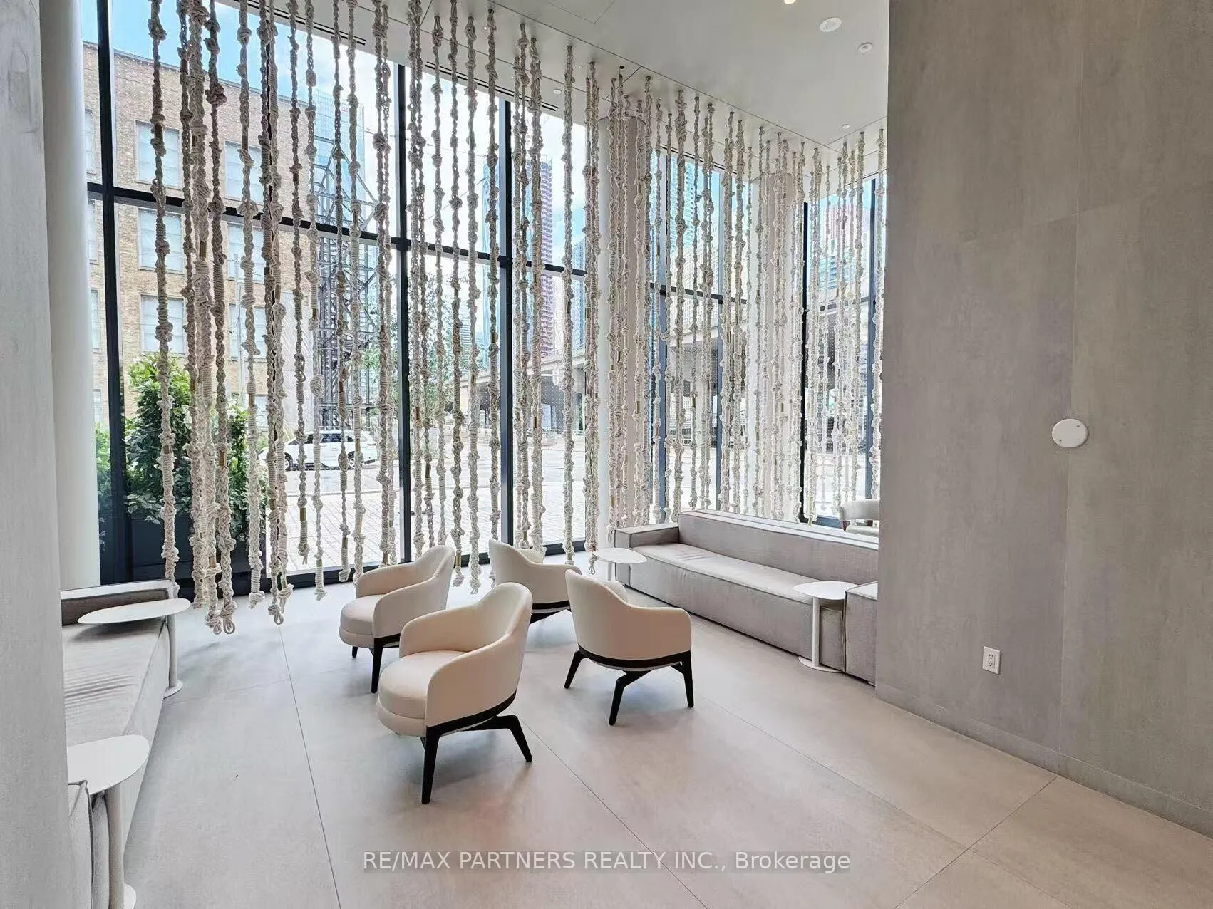 Photo 10 of Unit 5016, 55 Cooper Street W, Toronto, Waterfront Communities — HOMEH