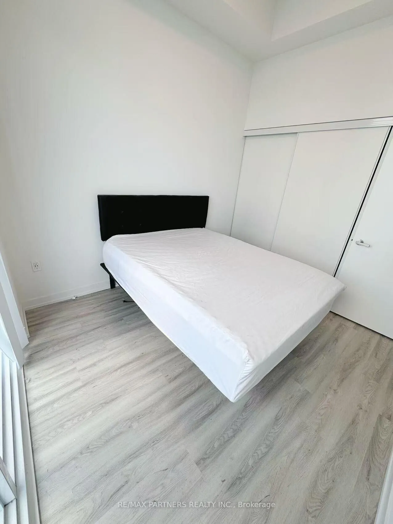 Photo 14 of Unit 5016, 55 Cooper Street W, Toronto, Waterfront Communities — HOMEH