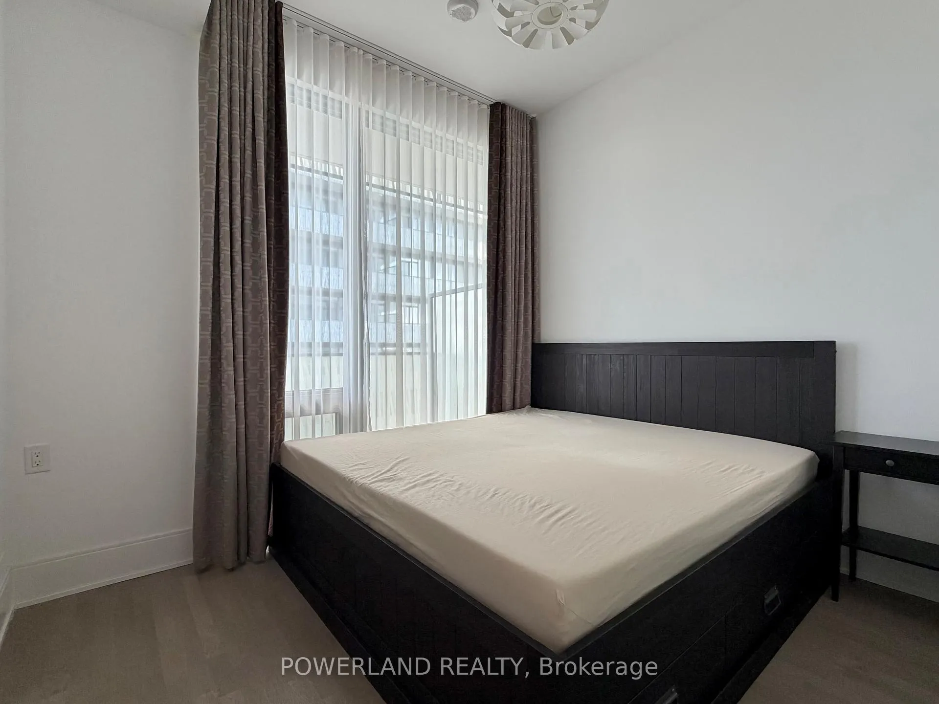 Photo 8 of Unit Lph4705, 42 Charles Street, Toronto, Church-Yonge Corridor — HOMEH
