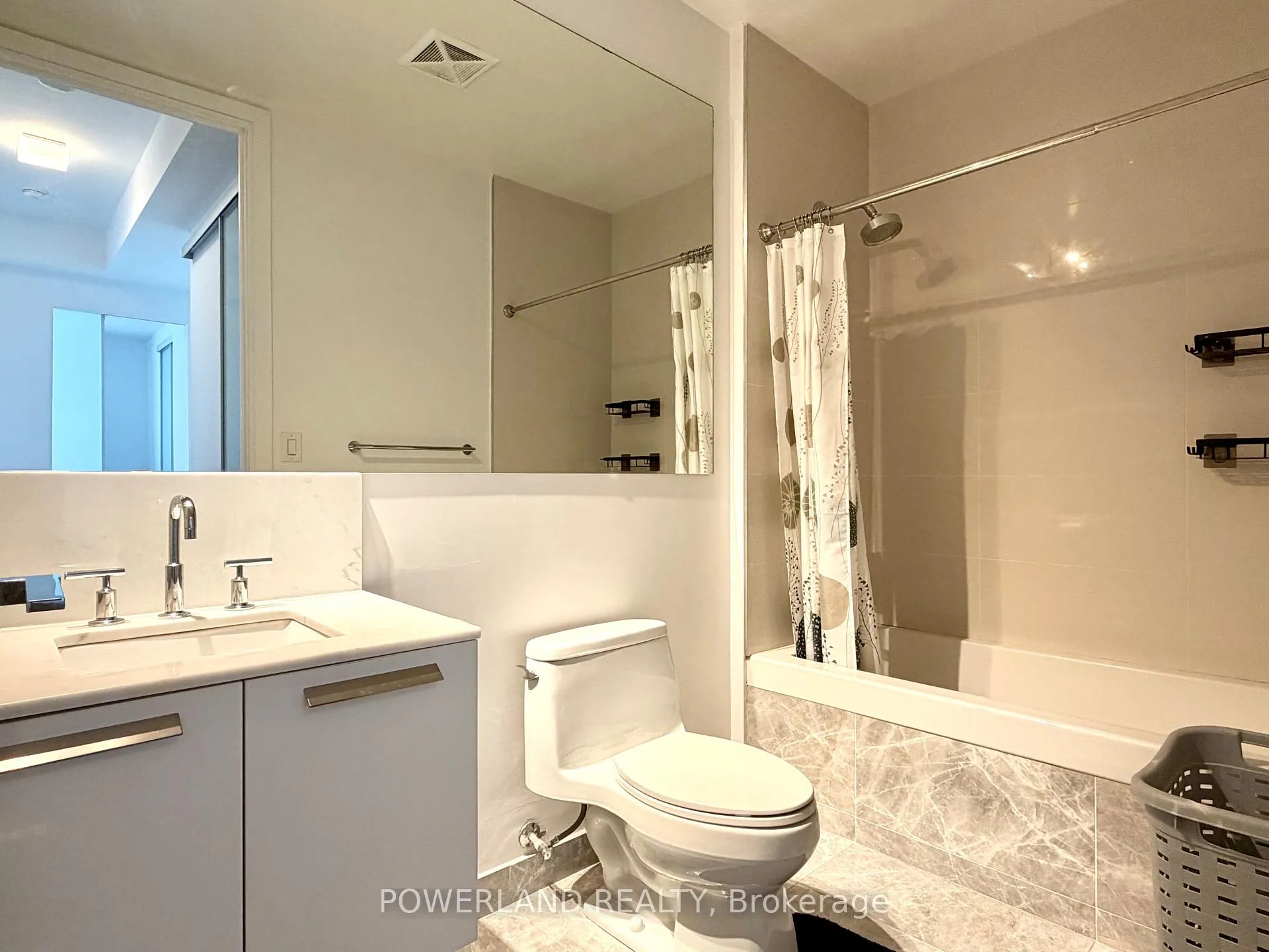 Photo 9 of Unit Lph4705, 42 Charles Street, Toronto, Church-Yonge Corridor — HOMEH