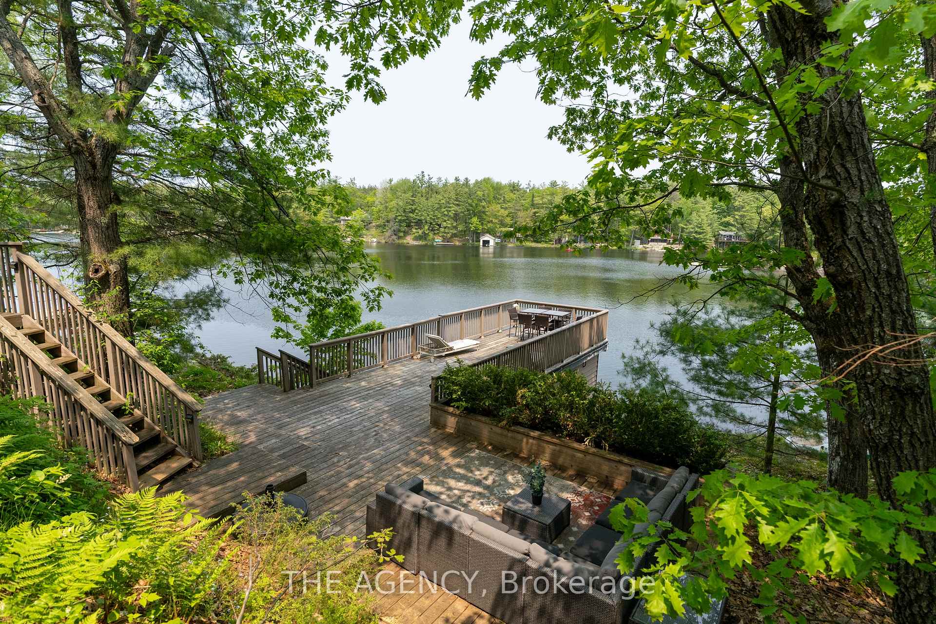 Photo 3 of 45 Pinetree Road, Gravenhurst, Muskoka (S) — HOMEH
