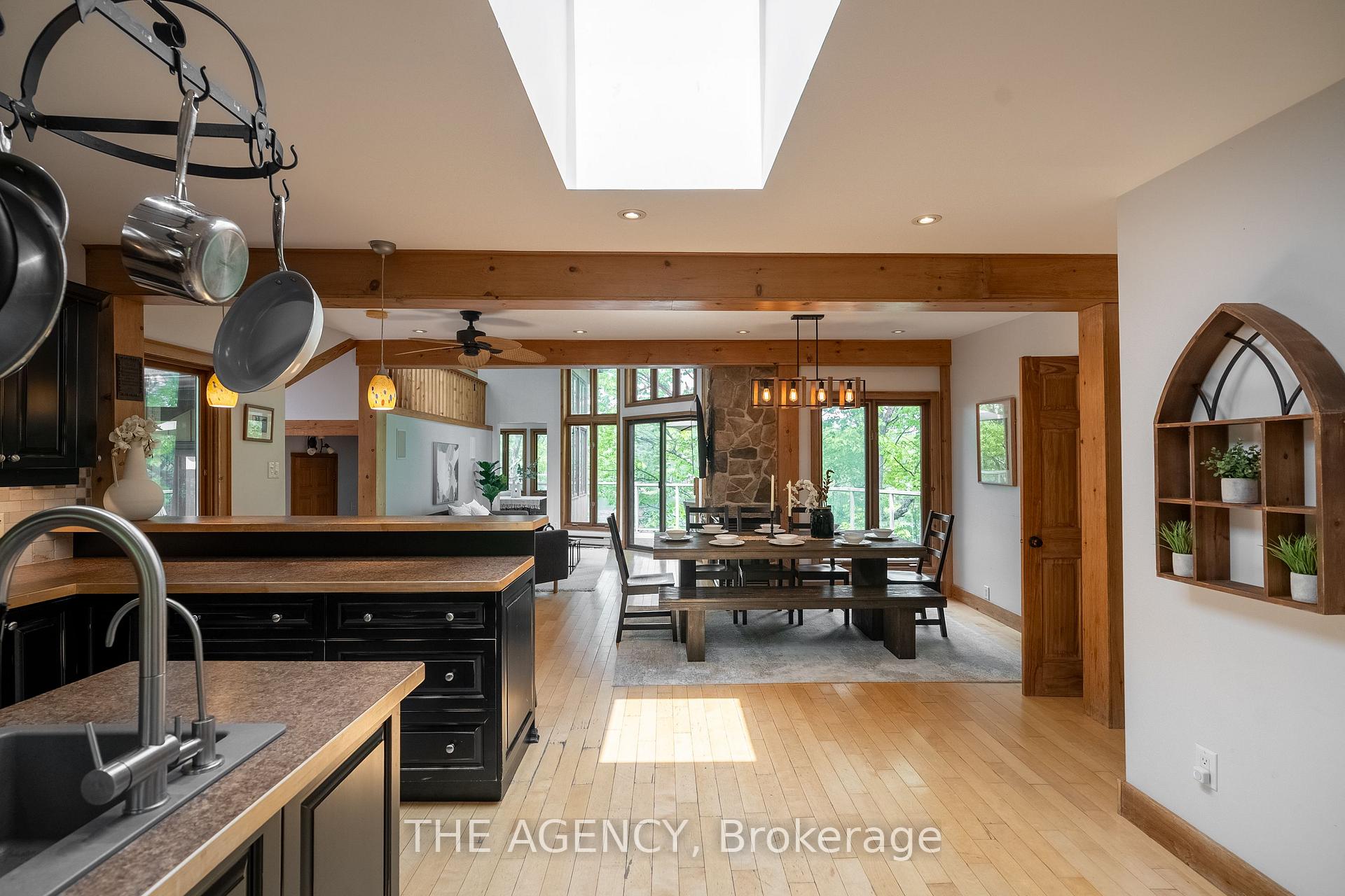 Photo 10 of 45 Pinetree Road, Gravenhurst, Muskoka (S) — HOMEH